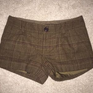 Old Navy wool/polyester Cuffed shorts